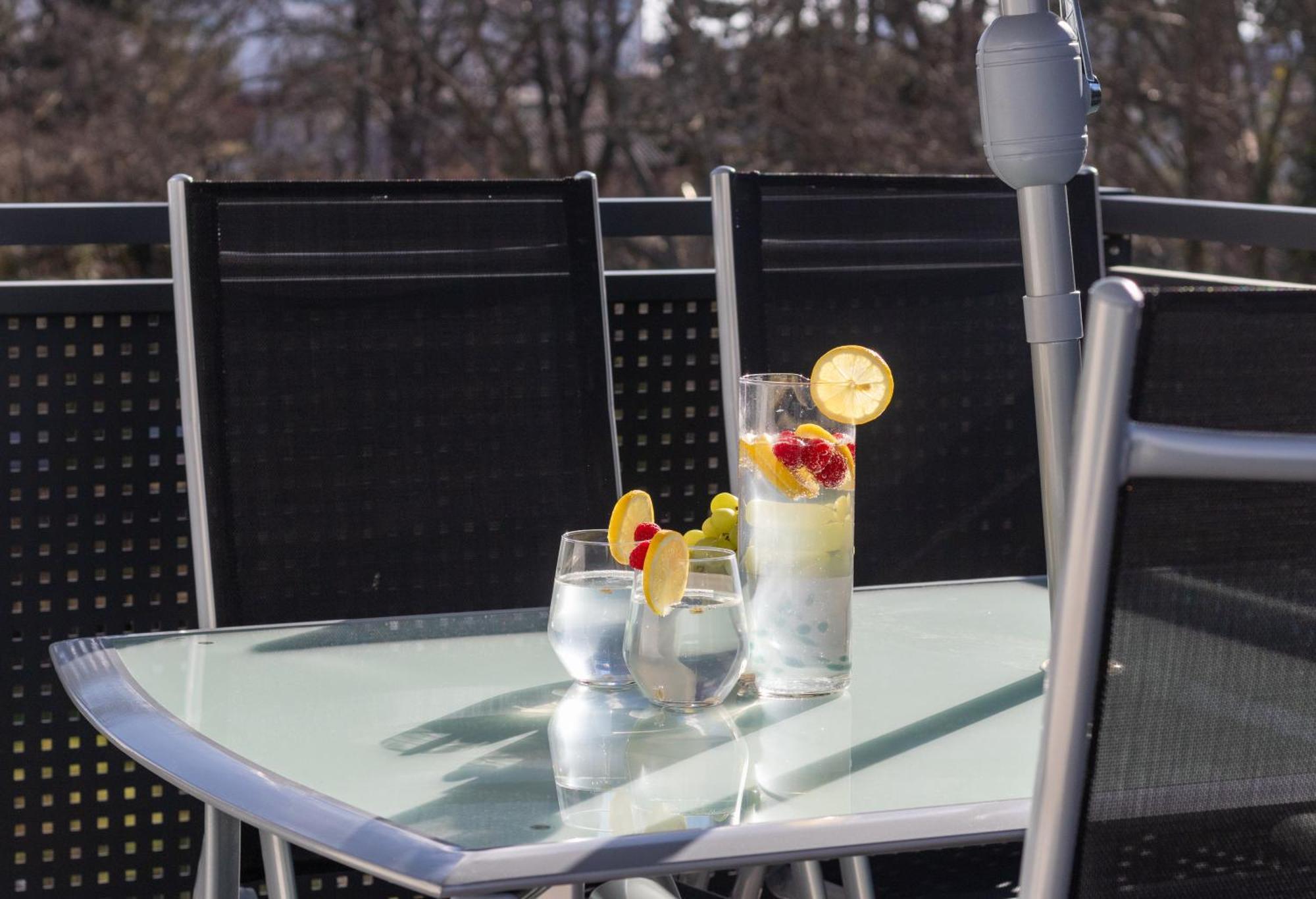 Noblenest: Terrasse - Netflix - Kaffee Leilighet Wien Eksteriør bilde